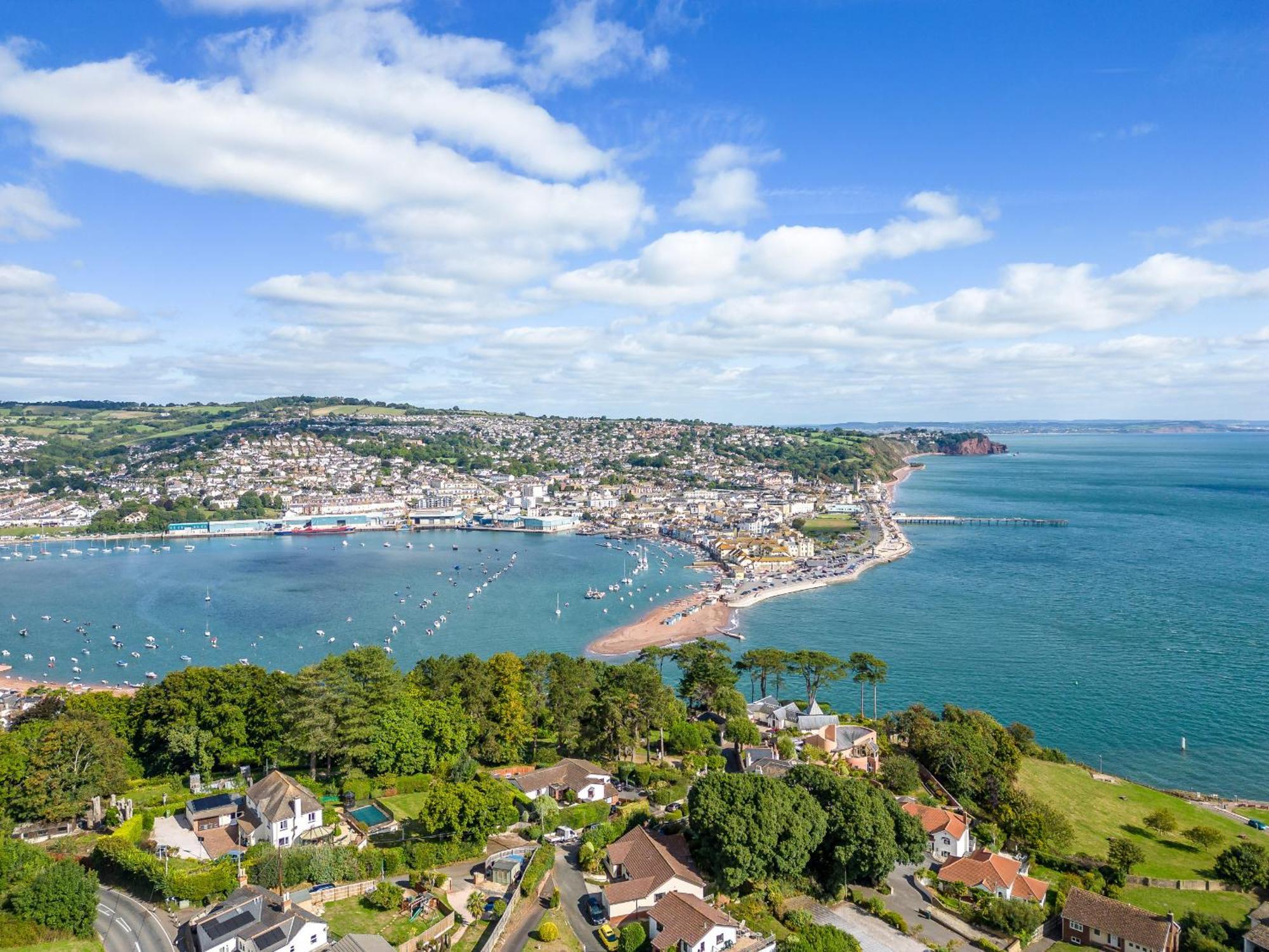 Crab Shack Apartments - Stylish Back Beach Duplex Apartment, Teignmouth Exterior photo